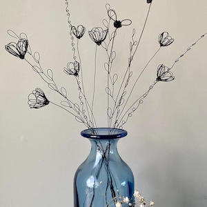 Buquê de flores de arame 'Bee Kind' feito à mão - Arranjo floral - Presente para o Dia das Mães - Decoração de verão