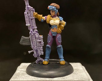 Female sci-fi soldier with sniper rifle metal painted character miniature