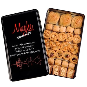 Premium Assorted Baklava Pastry Gift Box 500g 1.1lb mothers day gifts, Muttertagsgeschenk- Turkish Pistachio Dessert Weihnachtsgeschenk