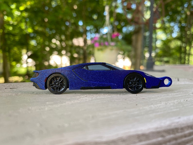 2017-Present Ford GT Hand Painted Decorative Keychain