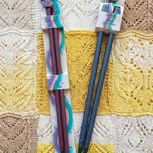 12-15mm PONY Knobbed knitting needles/ Set of 2/ PEARL cellulose acetate plastic 40cm/ Plastic needles