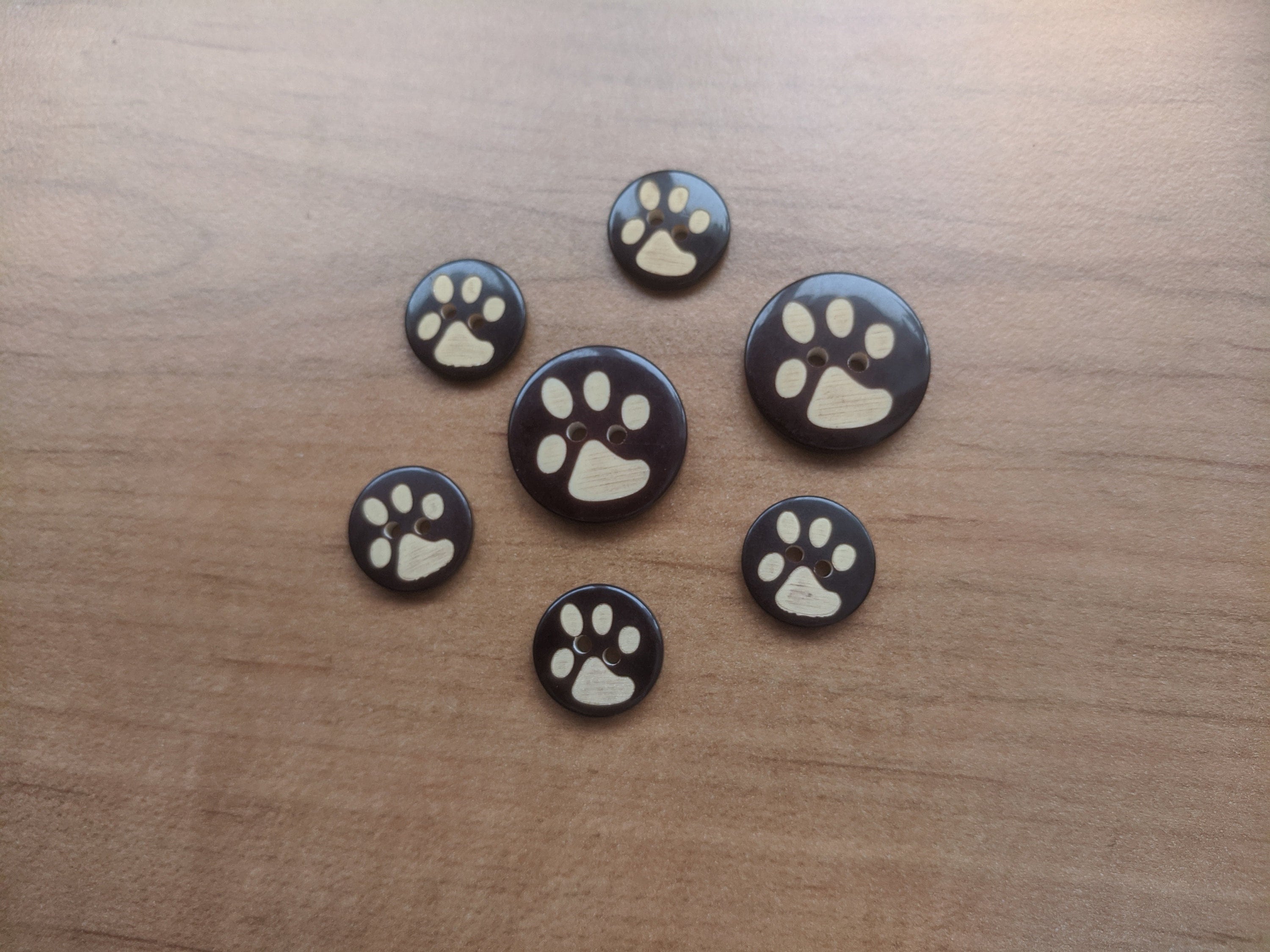 Paw Click Button SET of 5 or 8 BUTTONS of Animal Paws/ Resin Buttons/ Different Sizes ...