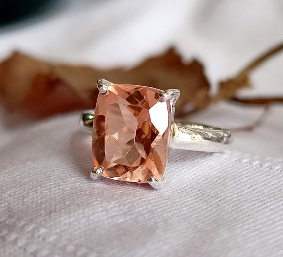 Anillo de compromiso de morganita, solitario de morganita de corte