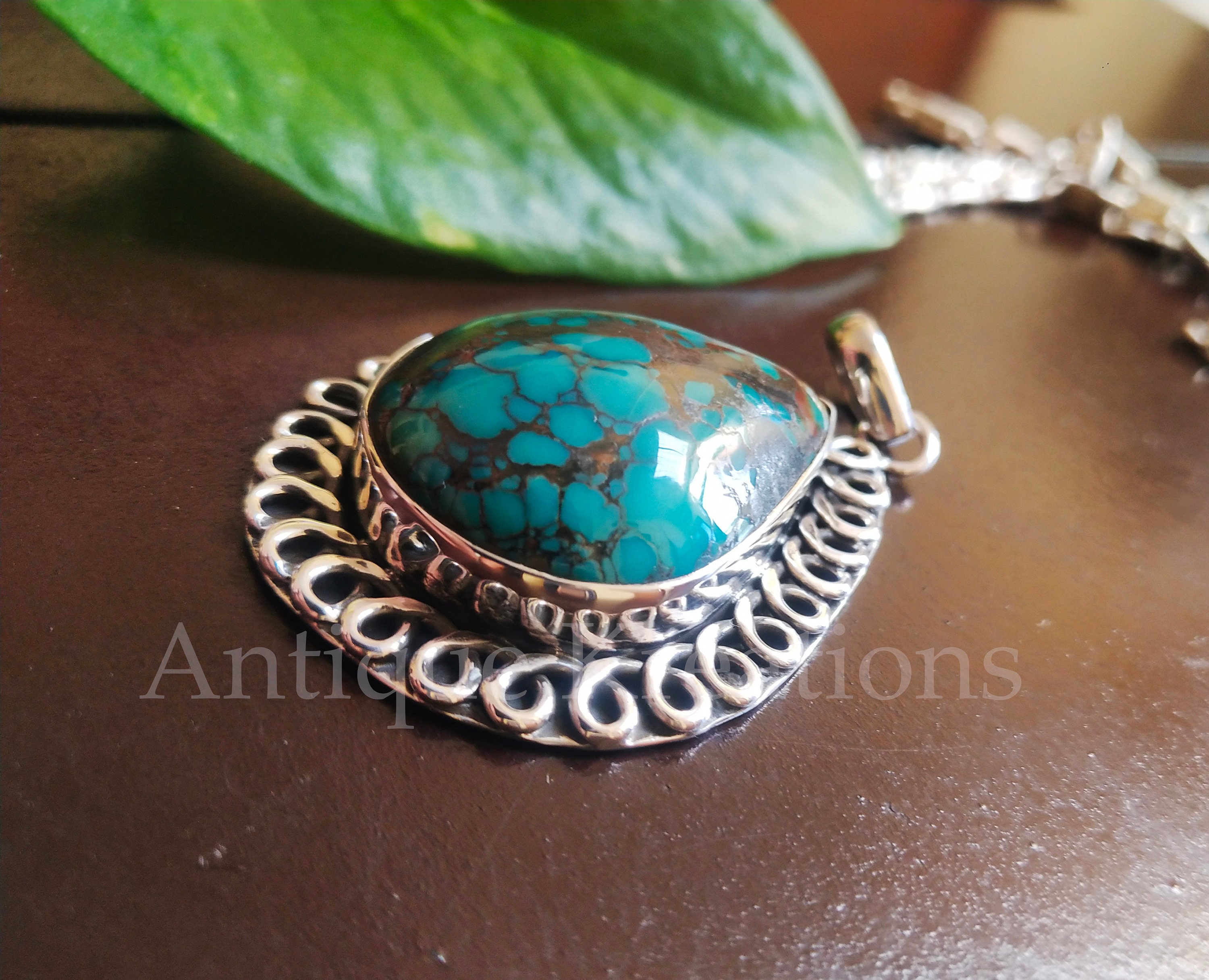 Bolaijewelry Collana con pendente a forma di pera in argento sterling S925 con gemme naturali di agata verde, gioielleria leggera di lusso da donna – acquista a prezzi convenienti sul marketplace
