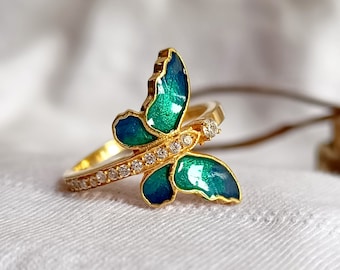 Tanishq Caratlane Butterfly Ring Gold Toned Blue Butterfly Ring