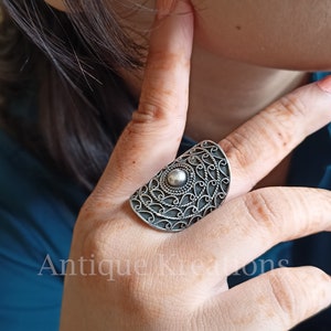 Classic Vintage Shield Ring, Viking Shield Ring, 925 Sterling Silver Ring, Oxidized Silver Ring, Vintage Ring, Gift For her, Gift For Mom