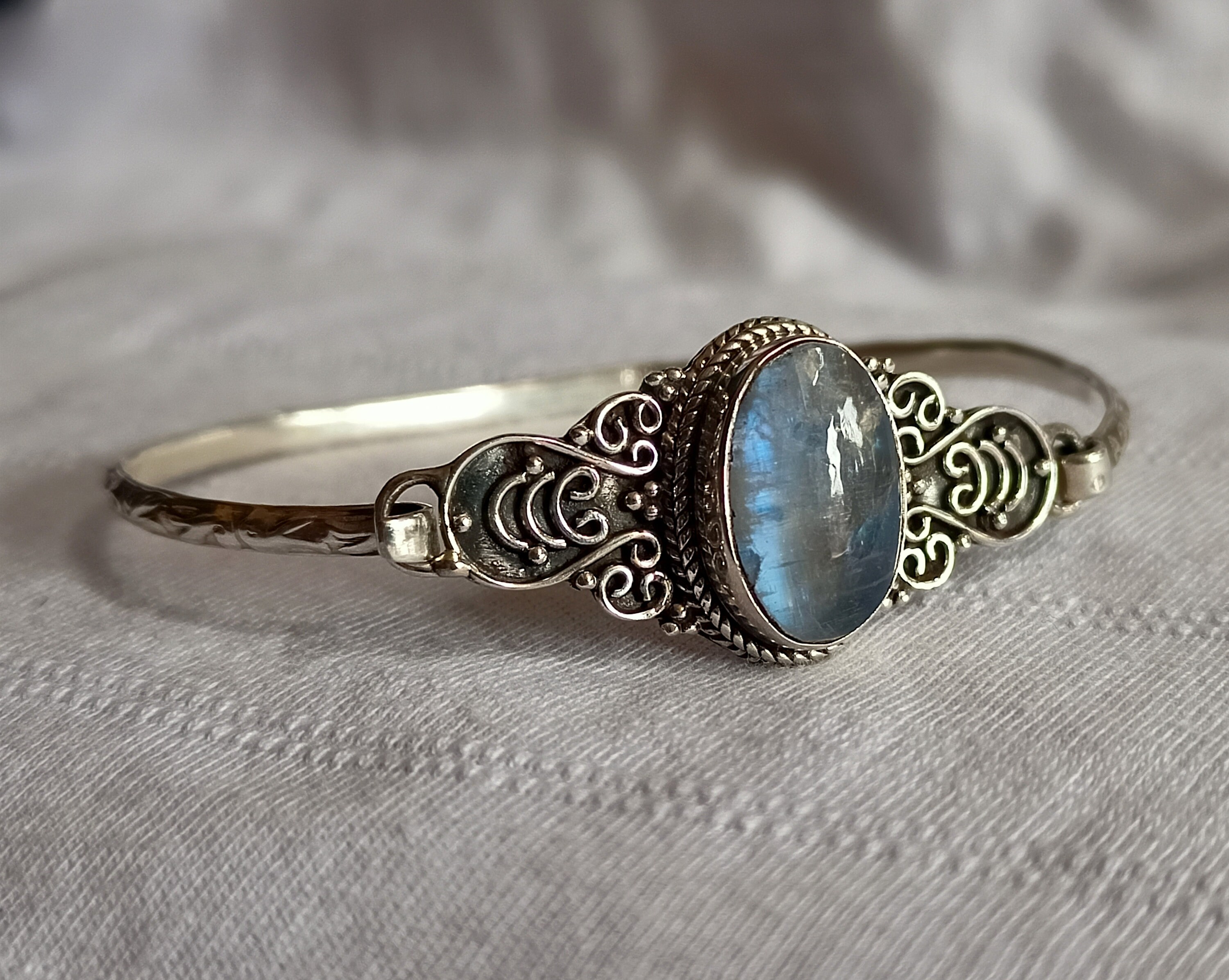 Bracelet Pierre de lune Manchette 5A | Bracelet Pierre de lune 5A - My Roller Stone
