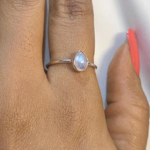 Natural Moonstone Ring in 925 Sterling Silver, Minimalist Moonstone Ring, Pear Moonstone Ring, Dainty Ring, Women's Ring, Gift For Her