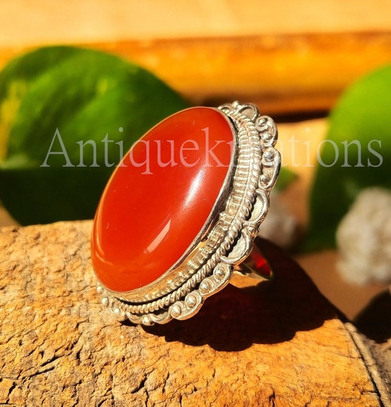 赤い石のオーバル型リング オーバルカーネリアンリング：925スターリングシルバーステートメント