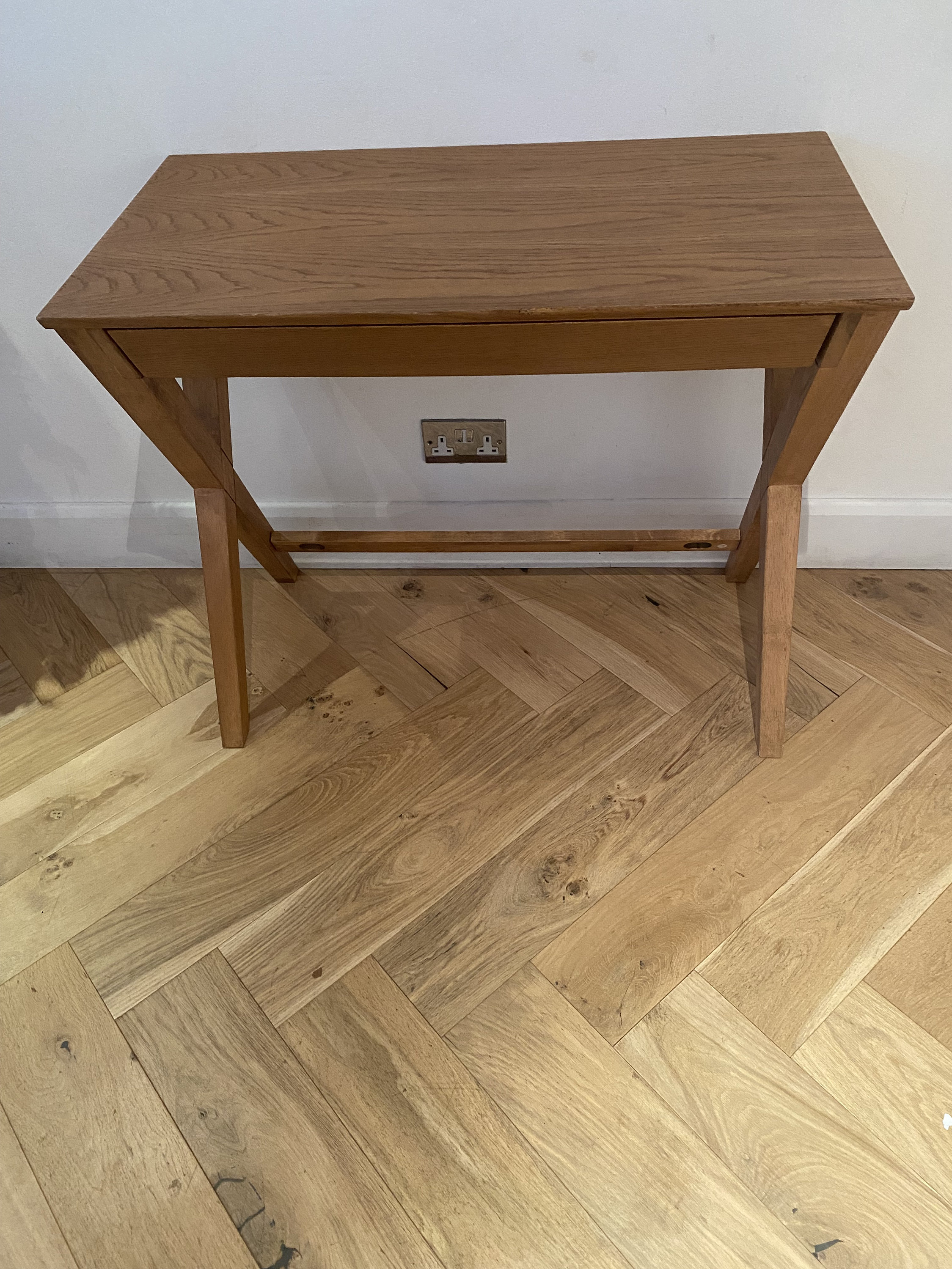 Wooden Small Desk Dressing Table With Drawer the Delivery is Not Free