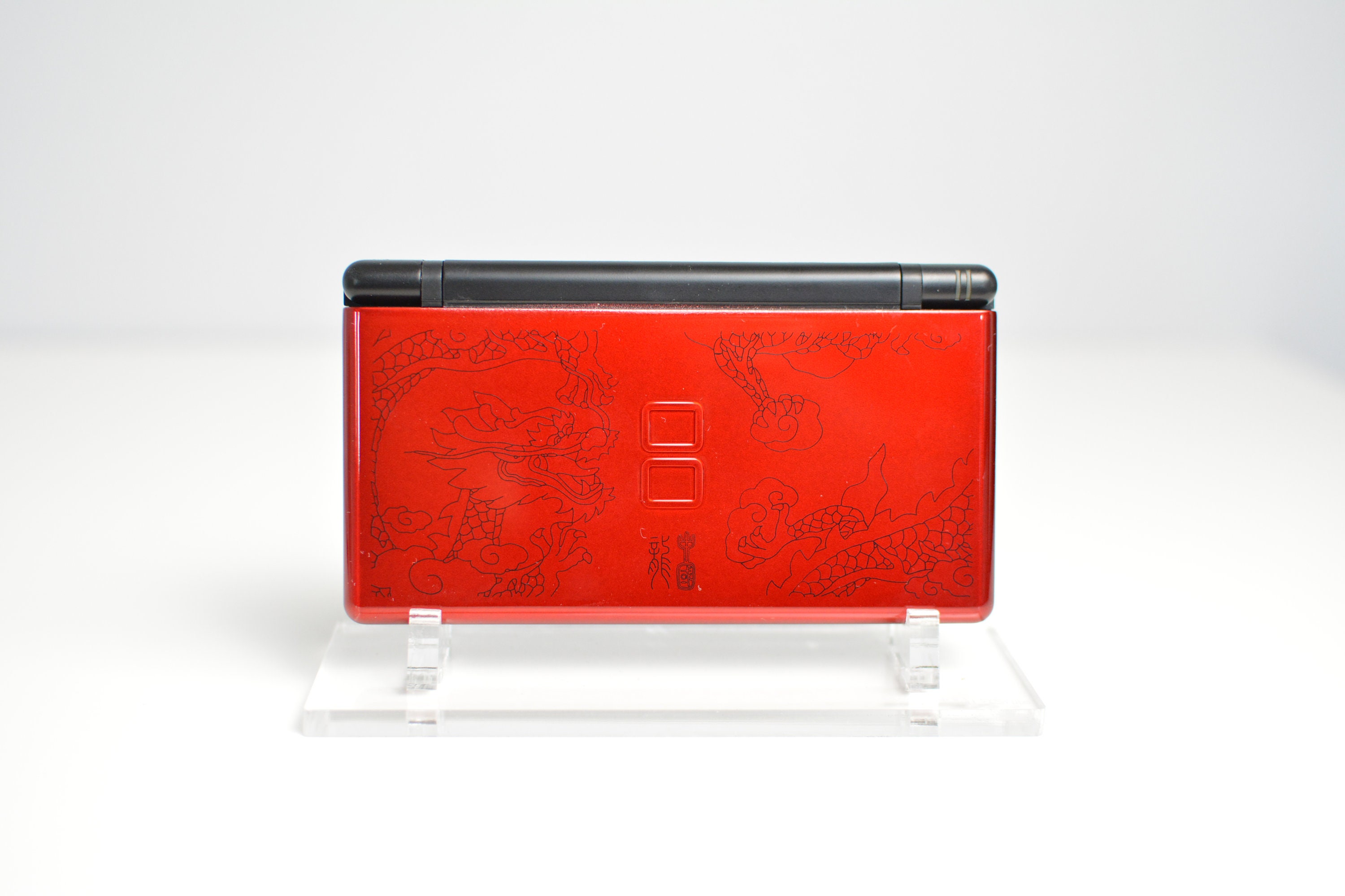 Mange farlige situationer Brandmand Kemiker Refurbished Nintendo DS Lite Limited Edition Red Dragon - Etsy