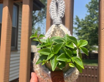 Minimalist wall storage basket, crochet plant holder, hanging planter basket, air plant holder, boho hanging planter