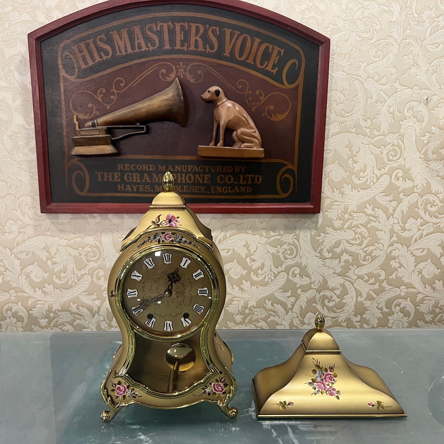 ELUXAクラシック装飾時計 黒と金 ELUXAクラシック装飾時計 黒と金