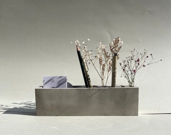 Desk organizer made of concrete, narrow with pen holder