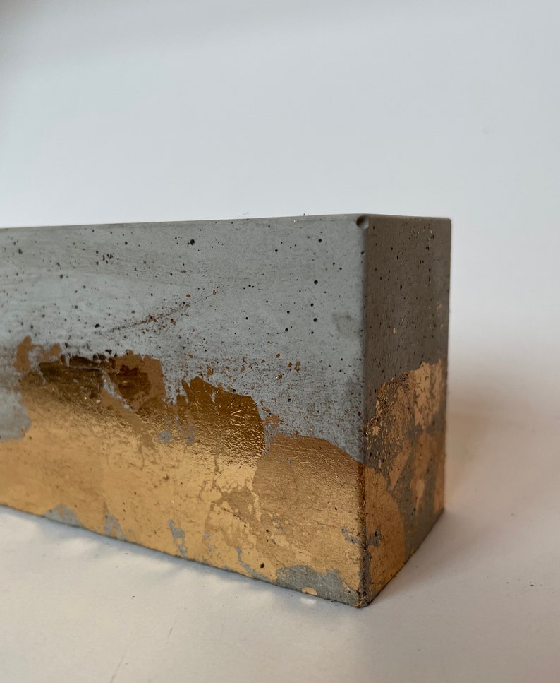 Schreibtischorganizer aus Beton mit Blattgold Bild 6