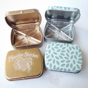 BOX | Small Organizer Tin with Hinged Lid | Classic Tin for Notions Stitch Markers for Knitting Crochet Sewing Bag Purse Storage