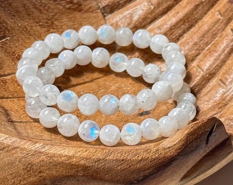 Rainbow Moonstone Bracelet, Stone of Intution, 8mm Moonstone Beaded Bracelet, Rainbow Moonstone Jewerly, Moonstone Bracelets