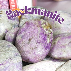 UV Reactive Hackmanite Palm Stone: Purple Crystal (4-6cm)