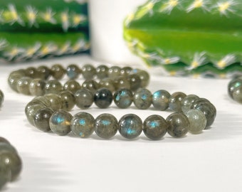 Handmade Labradorite Bracelet: 8mm Natural Stone, Transformation & Protection