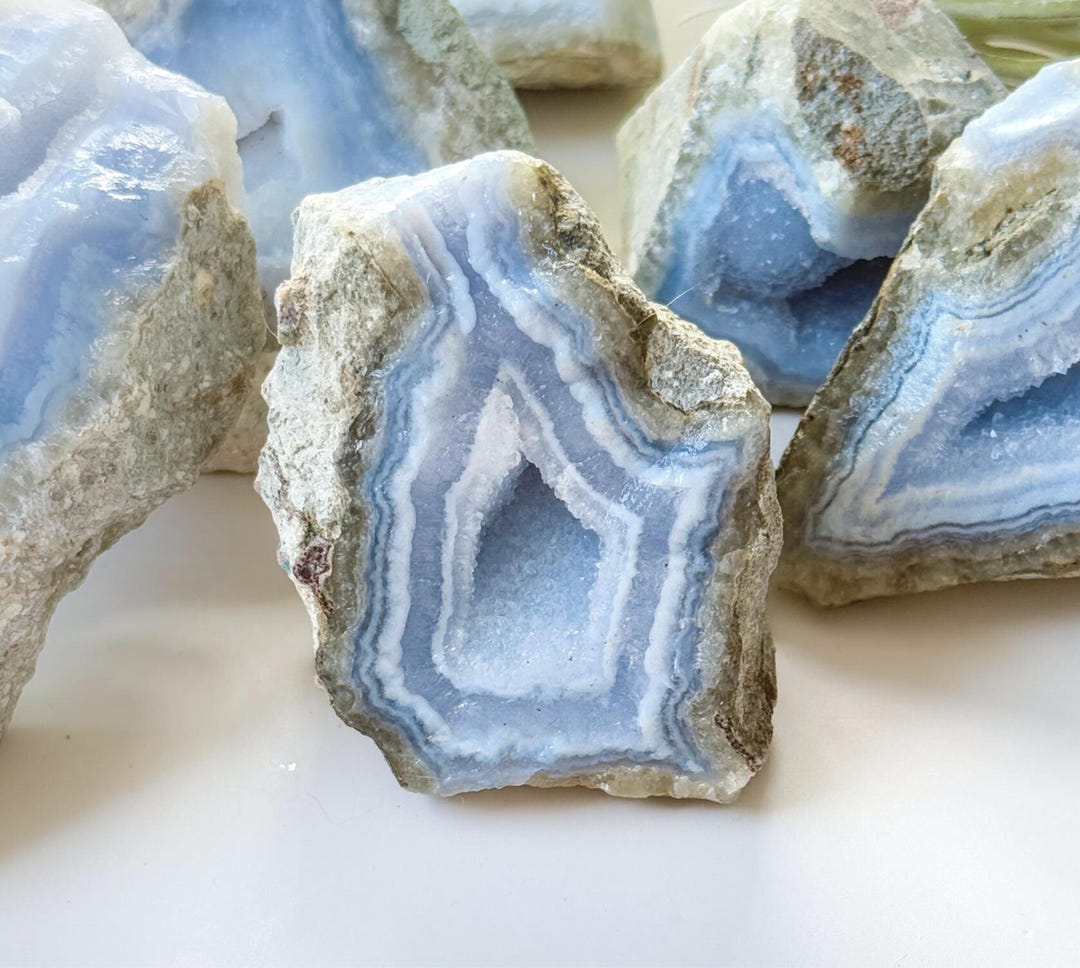 Raw Blue Lace Agate Cluster: Calming Crystal for Meditation