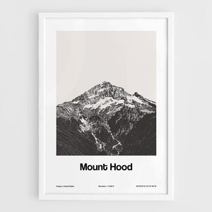 Cartel de Mount Hood, impresión de las montañas de Mount Hood Oregon, cascada volcánica Mt Hood Town negro blanco pared arte minimalista impresión de montaña personalizada