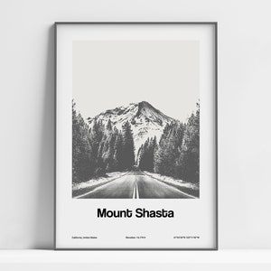 Impressão do Monte Shasta, pôster do Monte Shasta CA, arte de parede em preto e branco da cordilheira Cascade do Monte Shasta Califórnia, impressão minimalista de montanhas personalizadas