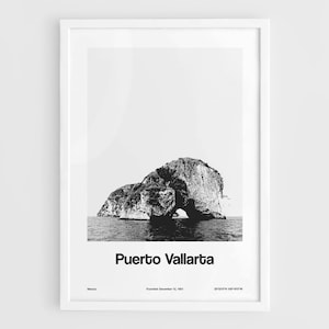 Puerto Vallarta Poster, Puerto Vallarta Mexico Print, Parque Nacional Marino Los Arcos de Mismaloya Wall Art Minimalist Custom City Print