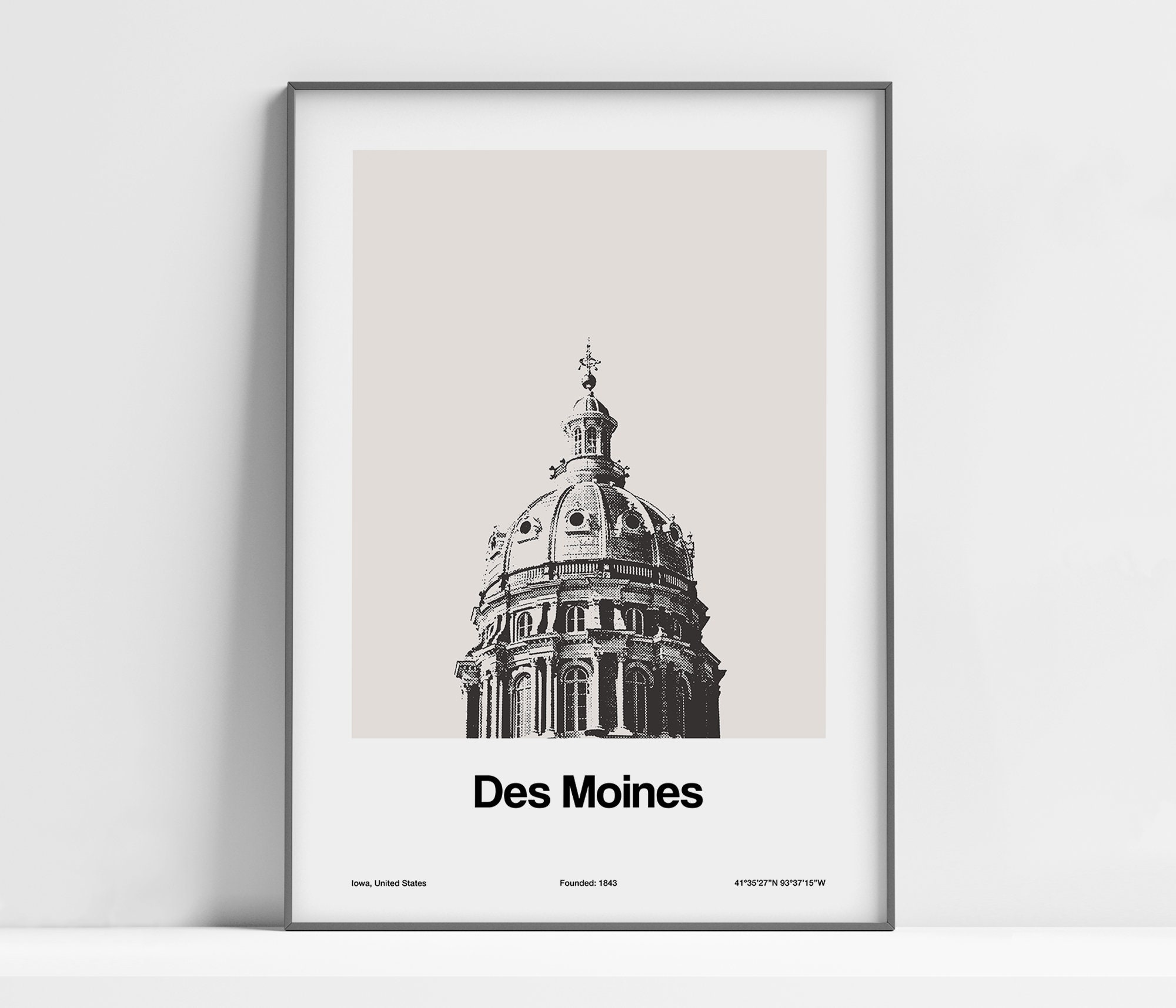 Des Moines Print, Des Moines IA Poster, Des Moines Iowa State Capitol, Des Moines central dome Wall Art Minimalist Custom City Print