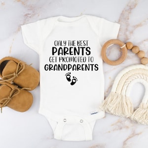 Only the best parents get promoted to grandparents baby bodysuit, Pregnancy announcement surprise for brand new grandparents, baby reveal