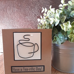 Tasse Tee Geburtstagskarte.  Personalisierte und handgemacht..Karte plus Kaffee Schlüsselanhänger.