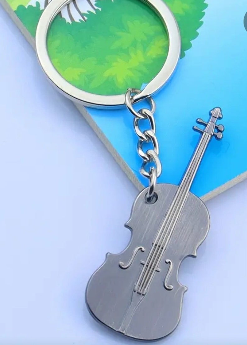 Violin birthday card. Handmade image 3