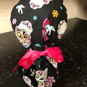 Sugar Skull Scrub Cap- Sugar Skull Scrub Hat- Nursing Cap- Surgical Caps- Surgery Caps-Nurse Hats- Medical Cap-Ponytail Scrub Hat-
