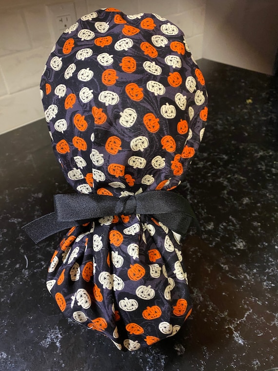 Jack O Lantern Ponytail Scrub Hat-Halloween Scrub Cap-Halloween OR scrub Cap-Ponytail Scrub Hat-Halloween Surgical Hat-Pumpkin SurgeryCap