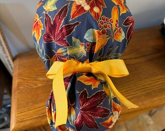 Gorro quirúrgico de hojas - Gorro quirúrgico de otoño - Gorro quirúrgico con cola de caballo - Gorro quirúrgico de hojas - Gorro quirúrgico de hojas - Gorro quirúrgico de otoño - Agregar botones - Elegir color de cinta
