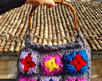 Borsa uncinetto lana crochet granny square manici in bambù realizzata a mano mini bag wool