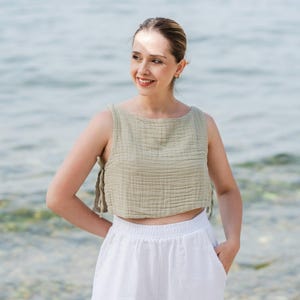 Green Side Tie Gauze Crop Top