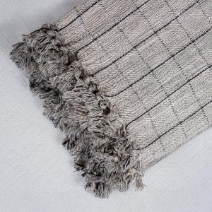Manta de cuadros gris claro, manta estilo granja, colcha rústica de cuadros tamaño queen, manta de algodón turco gris a cuadros imagen 10