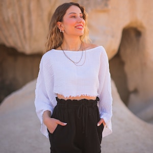 Off shoulder tops under 300 hotsell