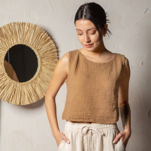 Muslin Crop Top , Gauze Sleeveless Blouse, Minimalist Lounging Top, Boho Summer Top, Double Gauze Crinkle Top, Natural Fiber Cotton Tank