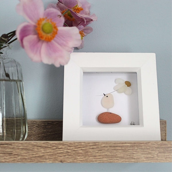 Sea Glass Bird 3D Picture - framed original artwork, Bird with a Daisy, Thank you Gift, Friendship Gift, Gift for mum, sister