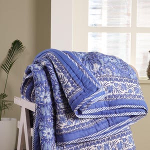 Floral Indian Block Printed Quilt: 100% Cotton Handmade Bedspread