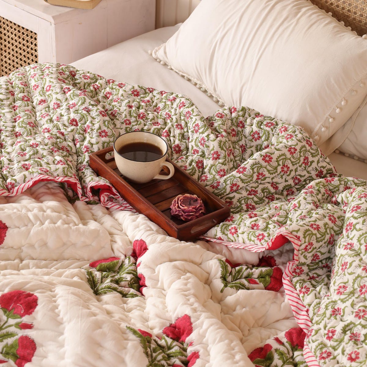 RED BUTTA - Block Print Cotton Quilt | Reversible Floral Blanket | Soft Summer Quilt | Indian Jaipuri Bedspread | Red and White Quilt Throw - Etsy