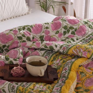 King Yellow Hand Block Printed Cotton Quilt | Reversible Floral Blanket | Summer Quilt | Jaipuri Bedspread | Yellow & Pink Quilt | Coverlet