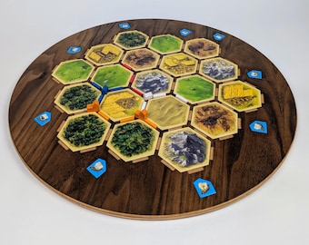 Personalized Wood Game Board | 3-4 Players | ROUND