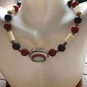 Sarah Coventry 1970s brown bead necklace, vintage 1970s Sarah Coventry jewelry,