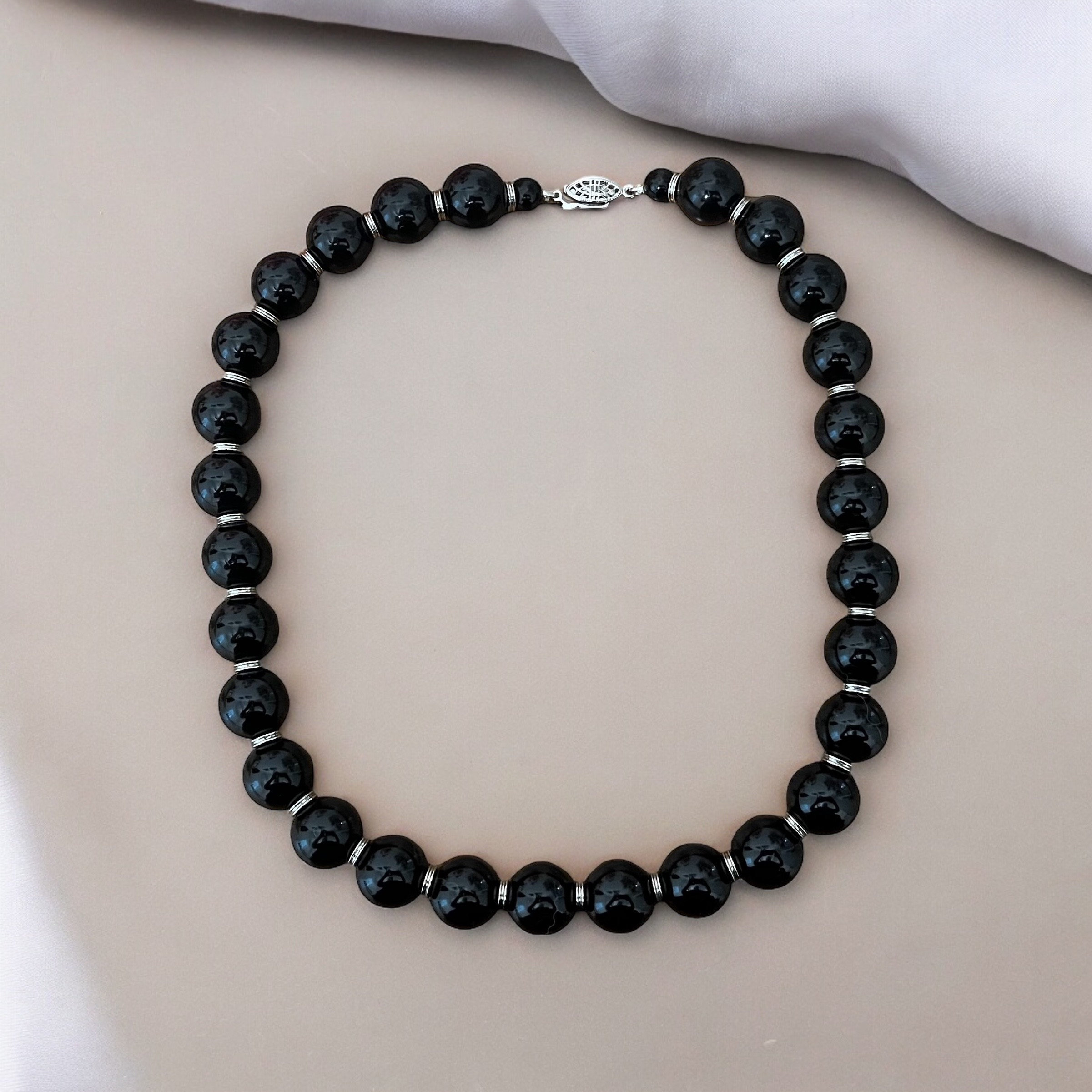 ◆VINTAGE HOLLYWOOD◆ Black Stone Beads Necklace VH2478NE07 il_fullxfull.5252076831_c70d.jpg