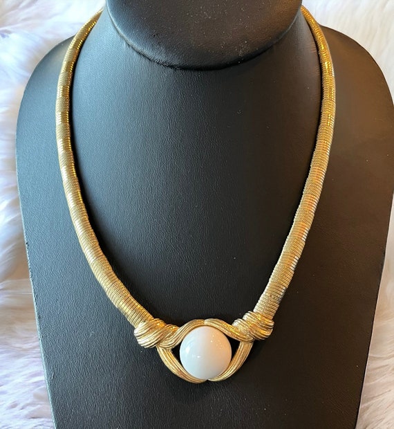 Vintage Trifari gold necklace, 1980 wide gold nec… - image 1