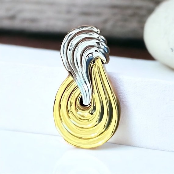 Monet jewelry - Gem