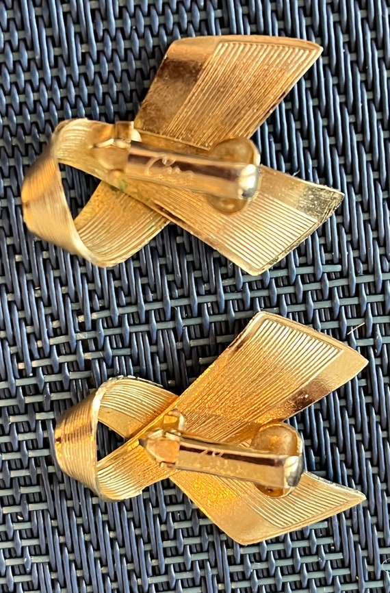 Vintage Coro gold earrings, 1950’s gold jewelry, … - image 6