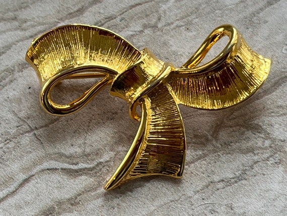 Vintage Laura Gayle brooch, 1990’s gold bow brooc… - image 7